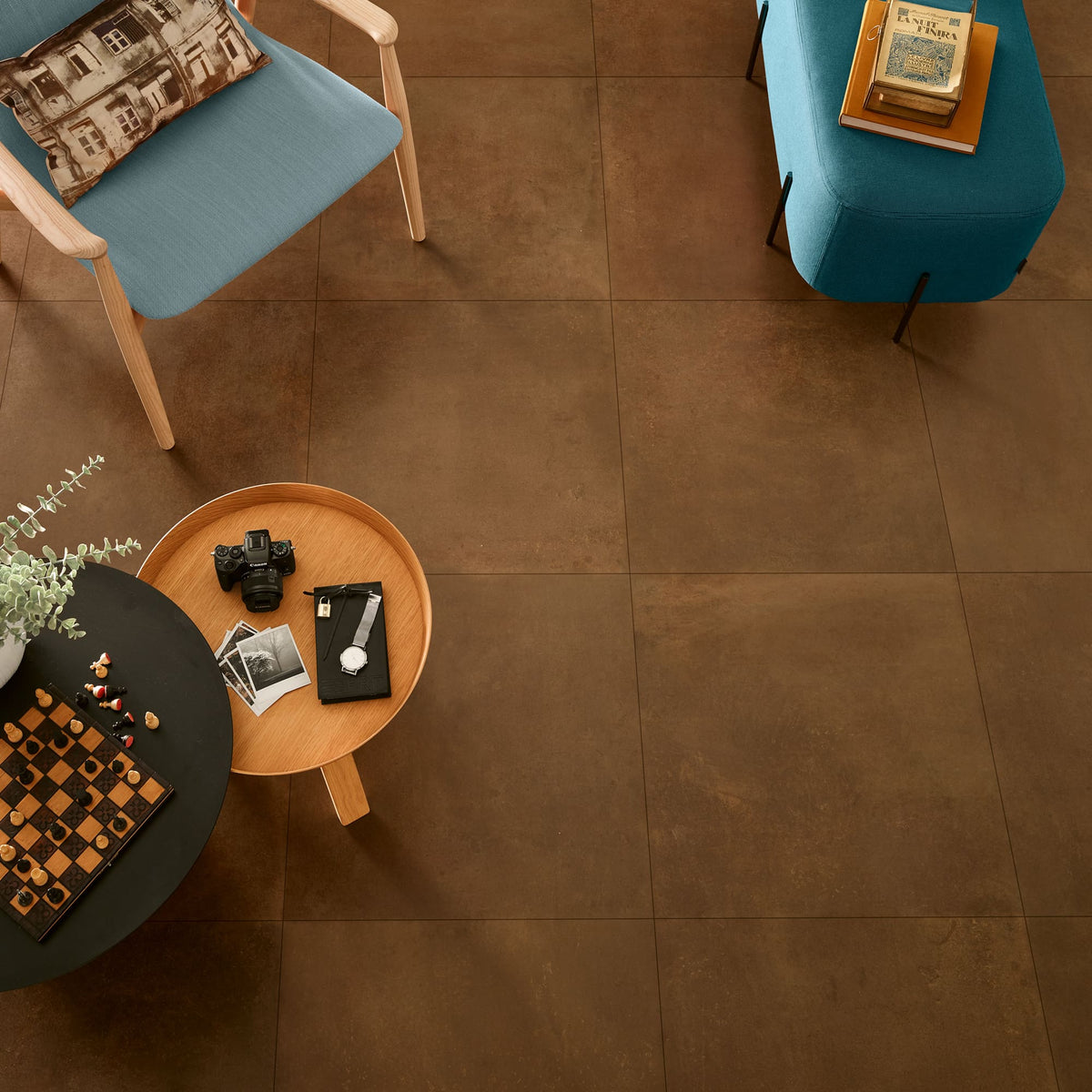Love Tiles Metallic Corten – offizielles Anwendungsbild – weitere Ansicht