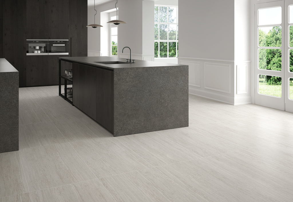AZUVI Travertine – Original-Raumaufnahme 2