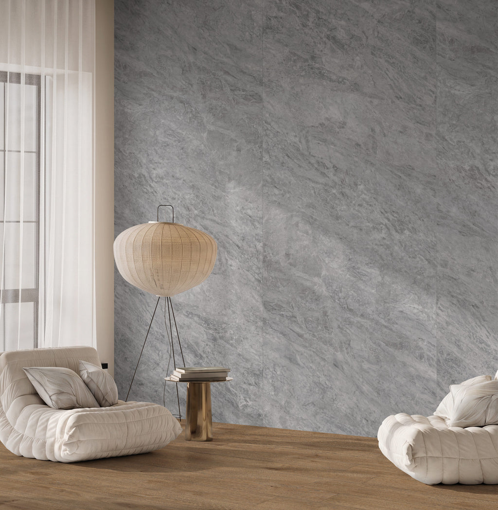 Energieker Bardiglio Imperiale in modernem Wohnraum