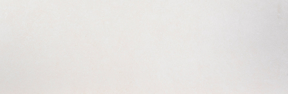 Villa Ceramica Portland White – originales Farbmuster, Bild aus 30 × 90 cm Serie